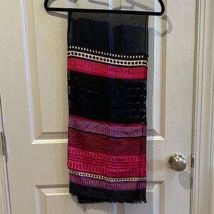 Black and Pink Patterned Scarf